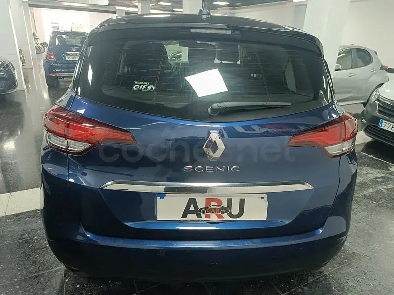Usado Renault Grand Scénic IV Zen 110 CV (80 kW) 2018 Azul Monovolumen