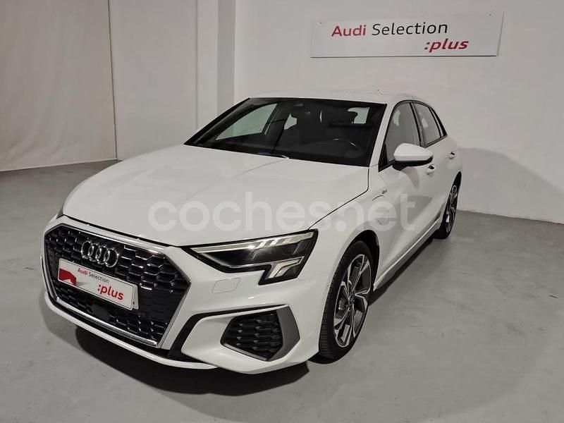 Blanco Usado 2021 Audi A3 Sportback e-tron S-Line Berlina | 26.950 € (Un poco caro) - Imagen 1/4