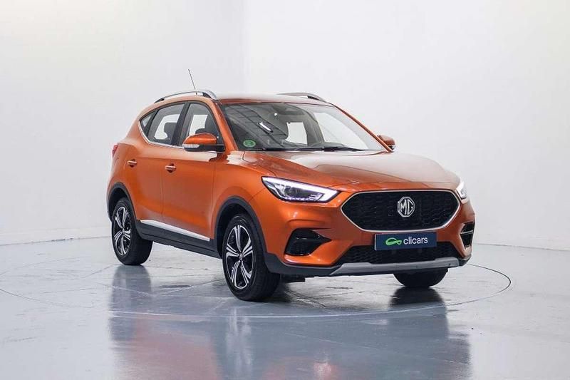Usado MG ZS Comfort 106 HP (77 kW) 2025 Laranja SUV