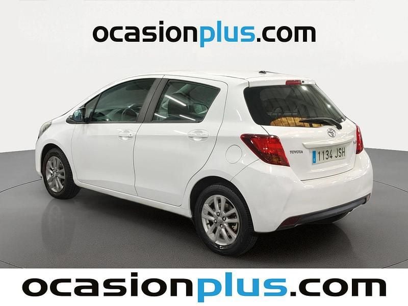 Usado Toyota Yaris City 69 CV (50 kW) 2016 Blanco Utilitario