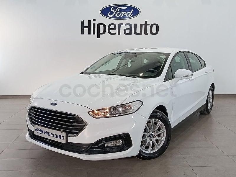 Usado Ford Mondeo Trend 150 CV (110 kW) 2020 Blanco Berlina