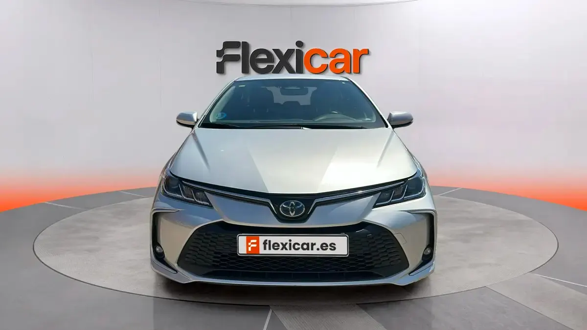 Usado Toyota Corolla Active 140 CV (102 kW) 2024 Gris Berlina