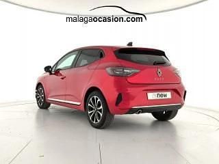 Usado Renault Clio V Techno 101 CV (74 kW) 2025 Rojo Berlina