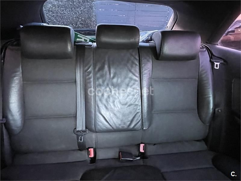 Usado Audi A3 Ambiente 105 CV (77 kW) 2008 Gris / plata Utilitario