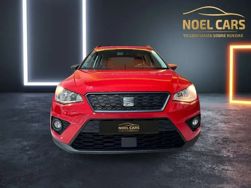Usado Seat Arona Reference 94 CV (69 kW) 2020 Rojo SUV