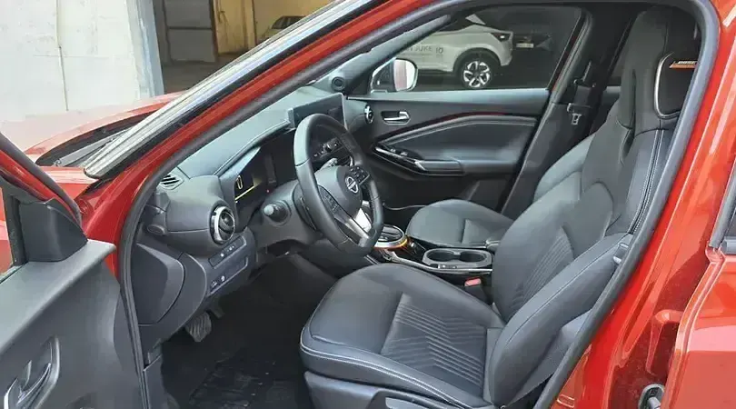 Usado Nissan Juke Tekna 114 CV (83 kW) 2025 Fuji sunset black metalizado SUV