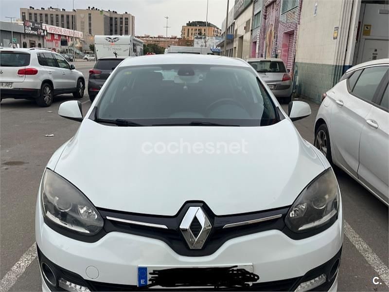 Usado Renault Mégane Business 95 CV (69 kW) 2015 Blanco Berlina