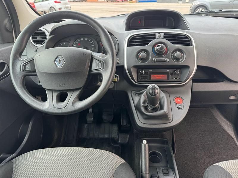 Usado Renault Kangoo LIMITED 90 CV (66 kW) 2019 Blanco Monovolumen