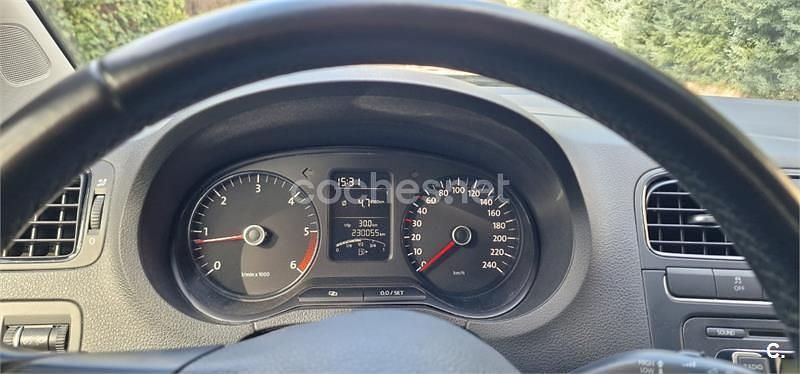 Usado VW Polo Advance 90 CV (66 kW) 2012 Blanco Utilitario