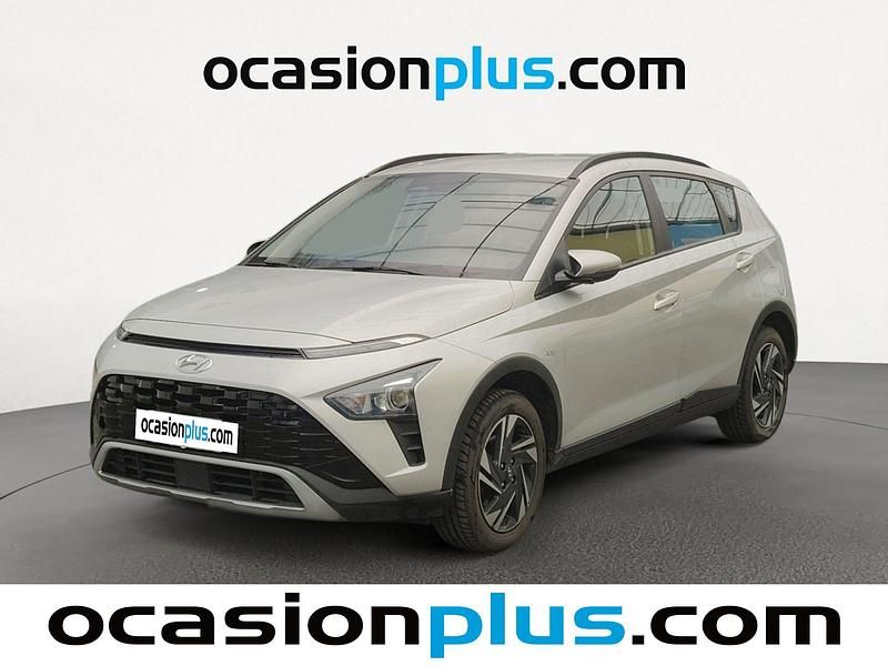 Gris plata Usado 2022 Hyundai Bayon SUV | 12.264 € (Buen precio) - Imagen 1/4