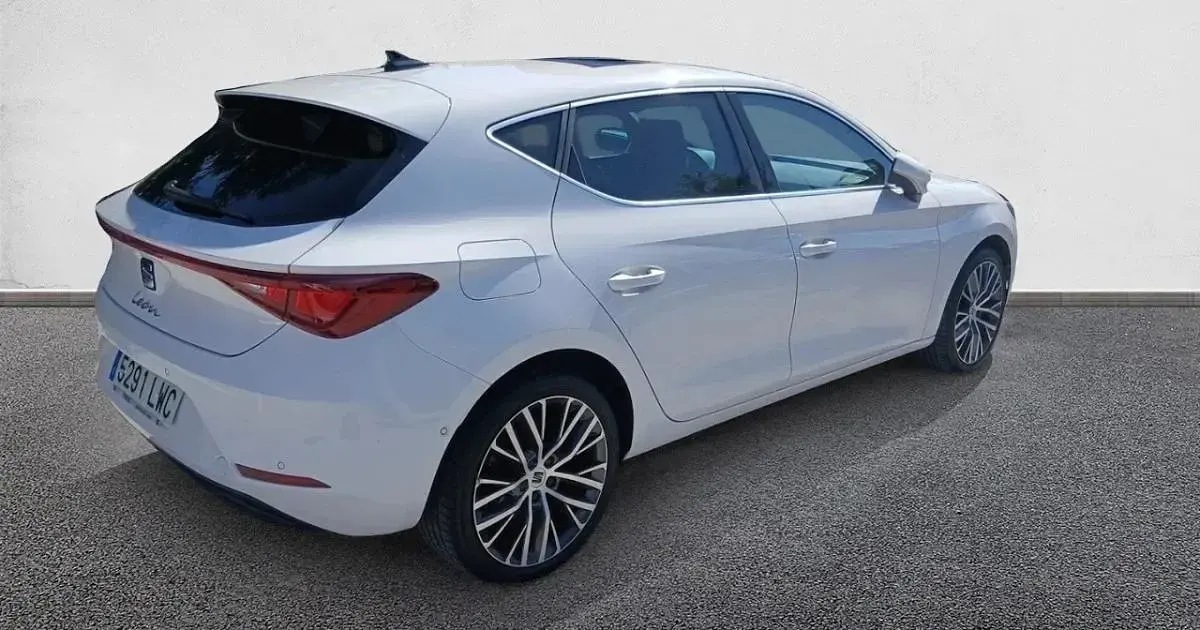 Usado Seat Leon XCELLENCE 150 CV (110 kW) 2022