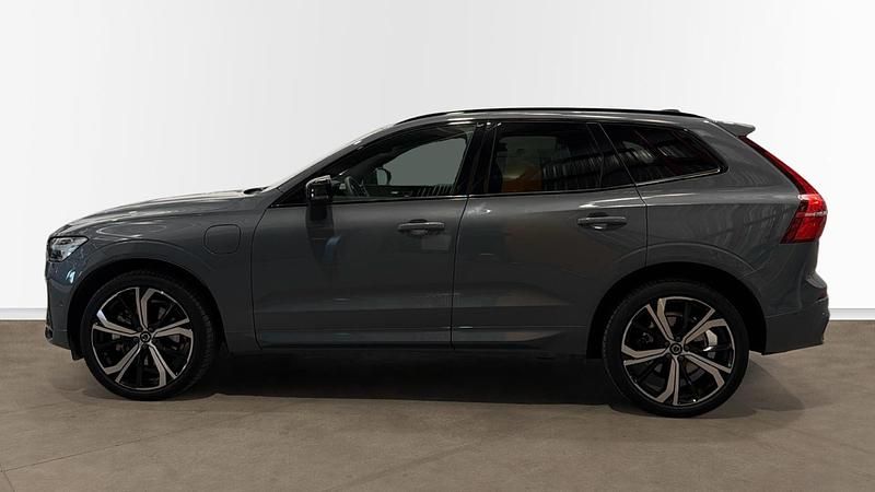Usado Volvo XC60 Ultimate 350 CV (257 kW) 2024 Gris SUV