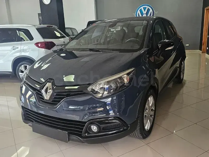 Begagnad Renault Captur 90 HK (66 kW) 2015 Blå SUV