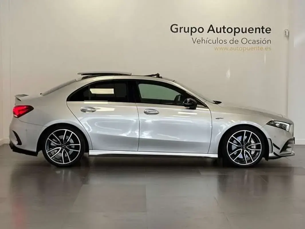 Usado Mercedes A35 AMG AMG 306 CV (225 kW) 2020 Plateado Berlina