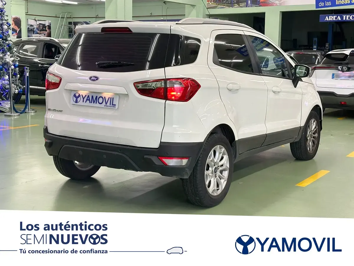 Usado Ford Ecosport Trend 112 CV (82 kW) 2016 Blanco SUV