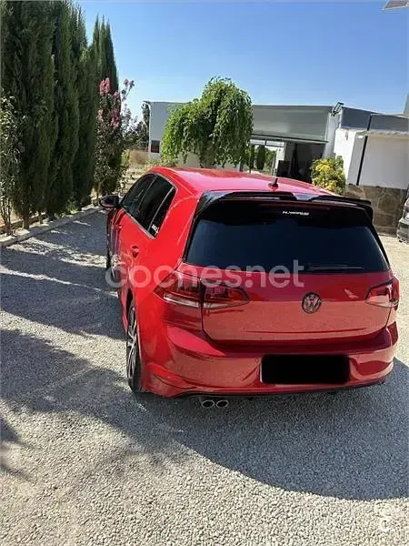 Usado VW Golf VII Sportline 150 CV (110 kW) 2015 Rojo Berlina