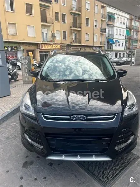 Usado Ford Kuga Titanium 150 CV (110 kW) 2015 Negro SUV