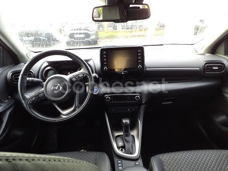 Usado Mazda 2 116 CV (85 kW) 2023 Blanco Berlina