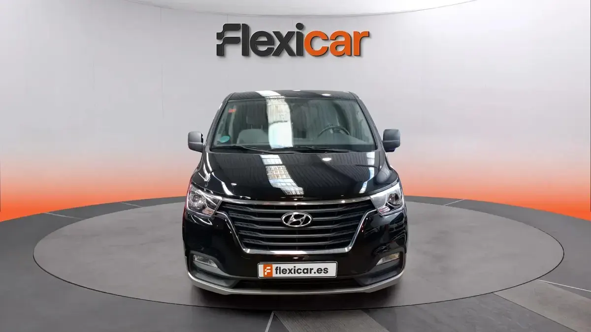 Usado Hyundai H-1 170 CV (125 kW) 2019 Negro Monovolumen