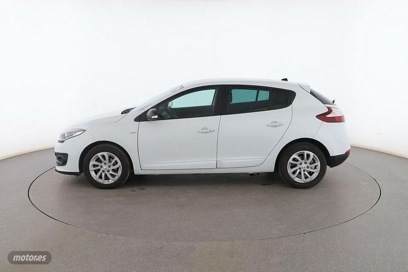 Usado Renault Mégane LIMITED 95 CV (69 kW) 2015 Blanco Berlina