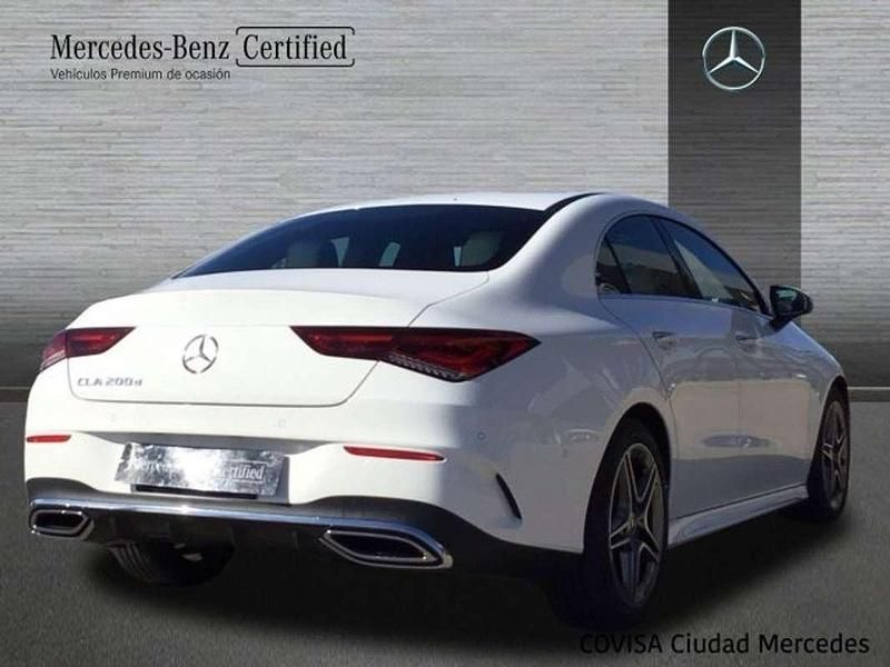 Usado Mercedes CLA200 AMG line 150 CV (110 kW) 2023 Blanco polar Berlina
