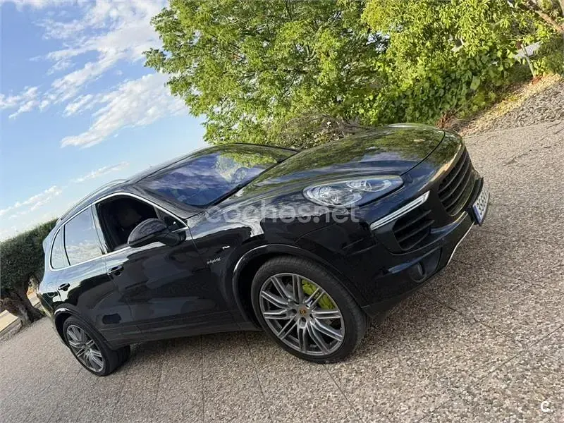Usado Porsche Cayenne S E-Hybrid 416 CV (305 kW) 2015 Azul SUV