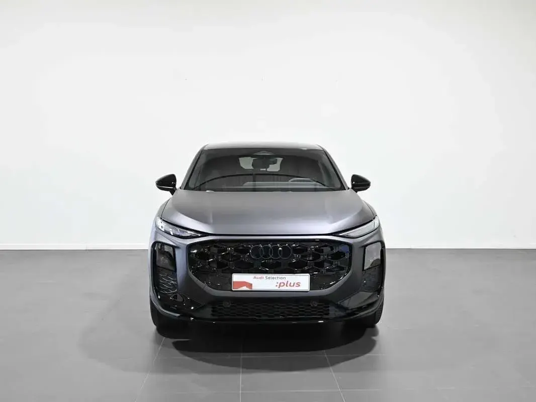 Usado Audi Q3 Sportback S-Line 272 CV (200 kW) 2026 Gris SUV