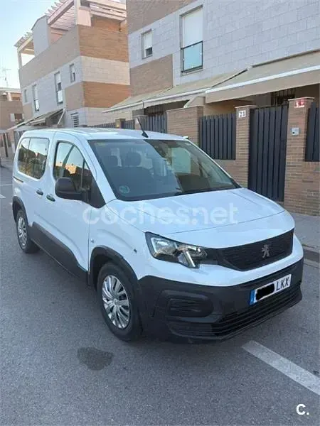 Occasion Peugeot Rifter Access 100 PK (73 kW) 2020 Wit MPV