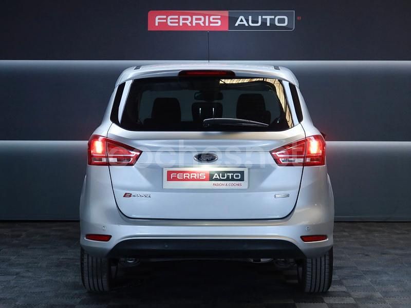 Usado Ford B-MAX Titanium 125 CV (91 kW) 2015 Gris / plata Monovolumen