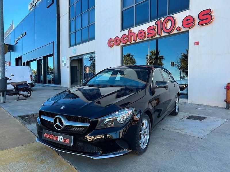 Usado Mercedes CLA200 Shooting Brake 136 CV (100 kW) 2017 Negro Familiar