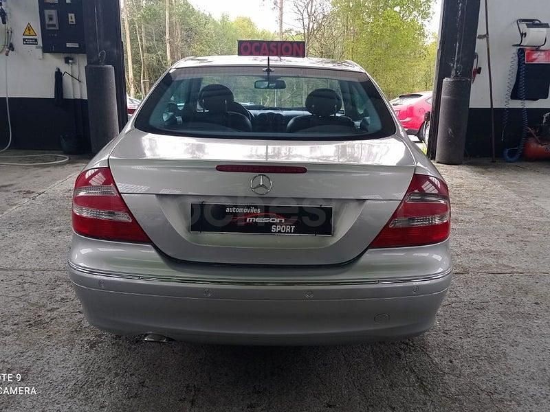 Usado Mercedes CLK270 Avantgarde 170 CV (125 kW) 2003 Gris / plata Coupe