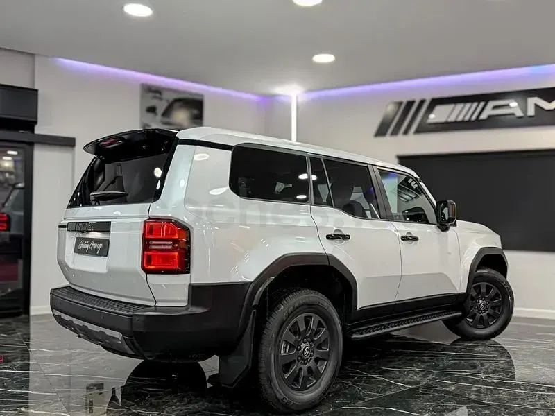 Begagnad Toyota Land Cruiser 204 HK (150 kW) 2025 Vit SUV
