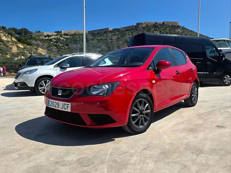 Usado Seat Ibiza I-Tech 85 CV (62 kW) 2015 Rojo Berlina