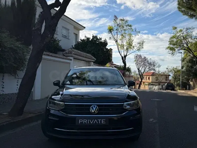 Usado VW Tiguan Life 150 CV (110 kW) 2022 Negro SUV