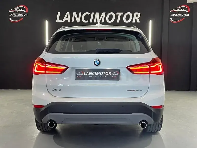 Używany BMW X1 150 KM (110 kW) 2019 Biały SUV