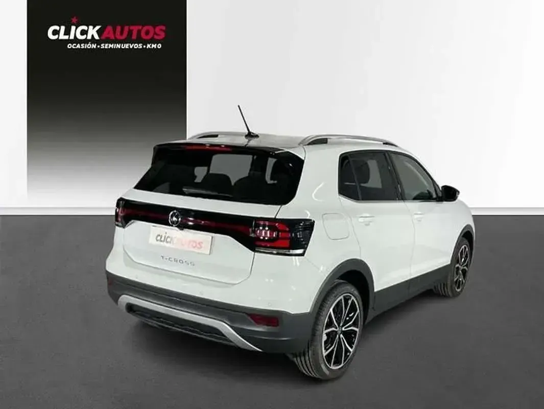 Usado VW T-Cross Sportline 110 CV (80 kW) 2023 Blanco SUV