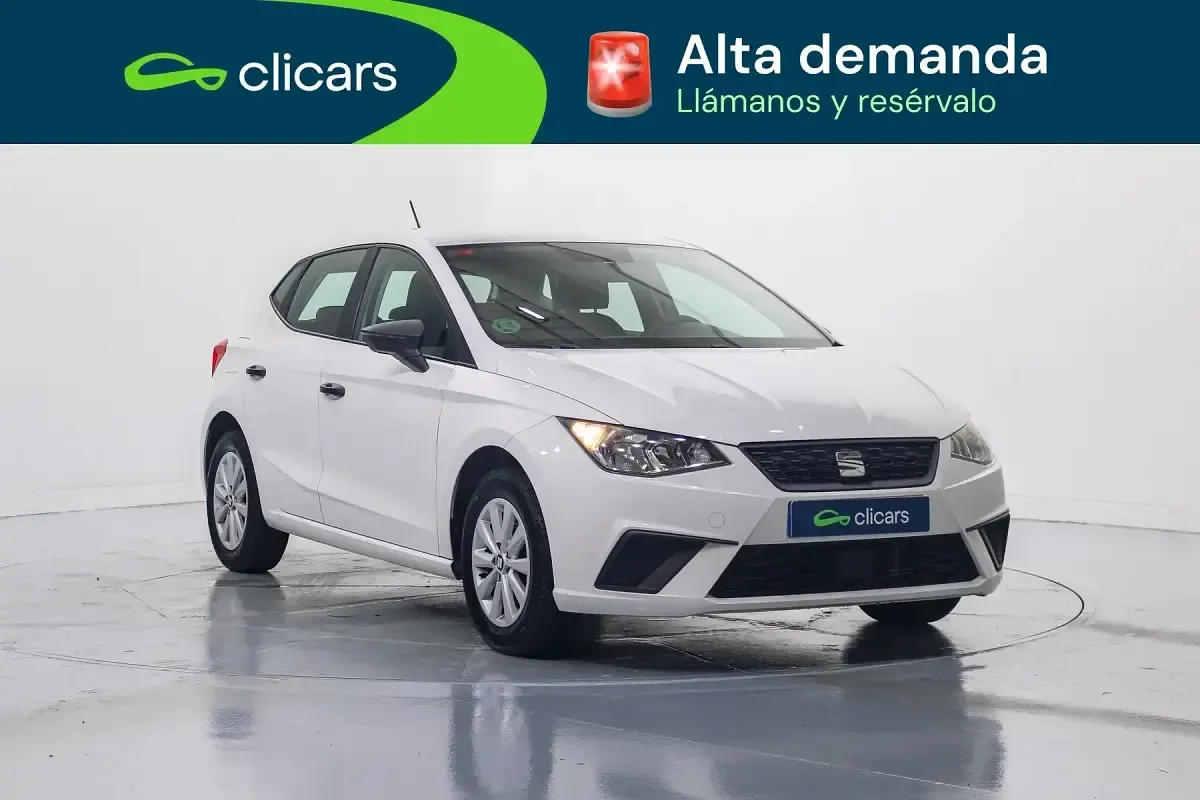 Usado Seat Ibiza Reference 95 CV (69 kW) 2017 Blanco Berlina