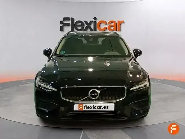 Usado Volvo V60 Kinetic 150 CV (110 kW) 2019 Negro Familiar