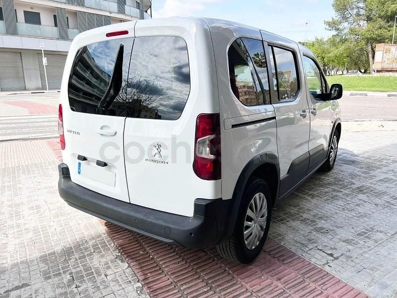 Usado Peugeot Rifter Active 130 CV (95 kW) 2020 Blanco Monovolumen