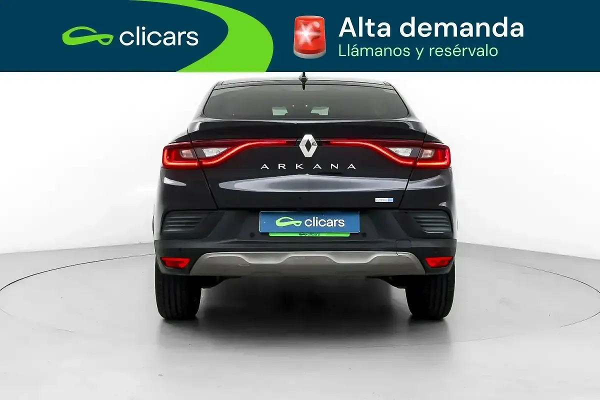 Usado Renault Arkana Zen 145 CV (106 kW) 2022 Negro SUV