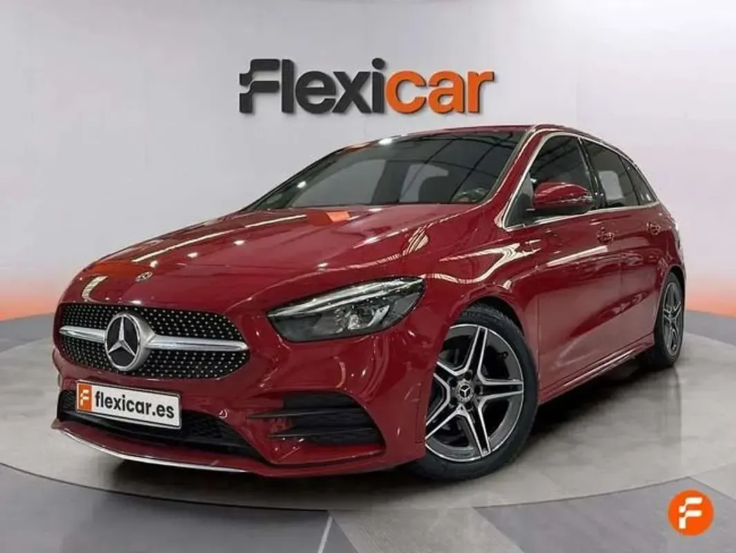 Usado Mercedes B200 150 CV (110 kW) 2019 Rojo Monovolumen
