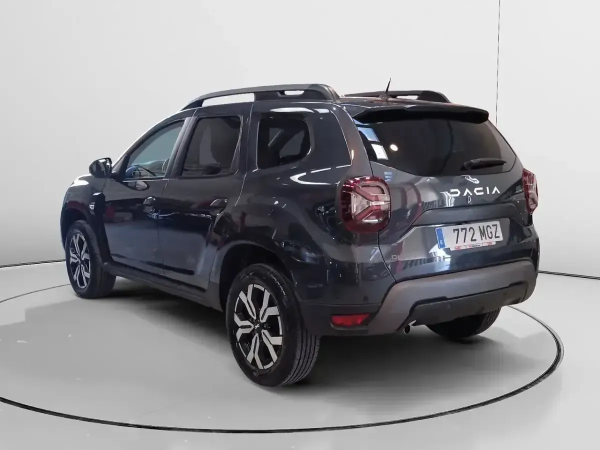 Usado Dacia Duster Journey 100 CV (73 kW) 2023 Gris SUV