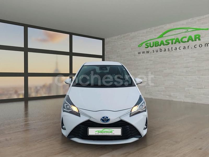 Blanco Usado 2020 Toyota Yaris Hybrid Active Berlina | 12.600 € (Super precio) - Imagen 1/4