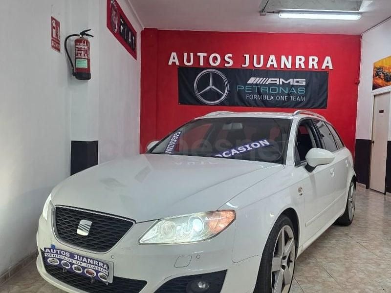 Usado Seat Exeo Sport 210 CV (154 kW) 2012 Blanco Familiar