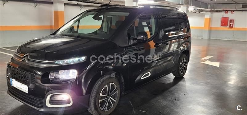 Usado Citroën Berlingo Feel 100 CV (73 kW) 2019 Negro Monovolumen