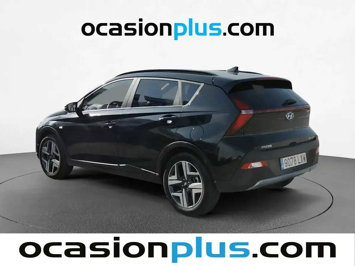 Usado Hyundai Bayon 100 HP (73 kW) 2022 Preto SUV