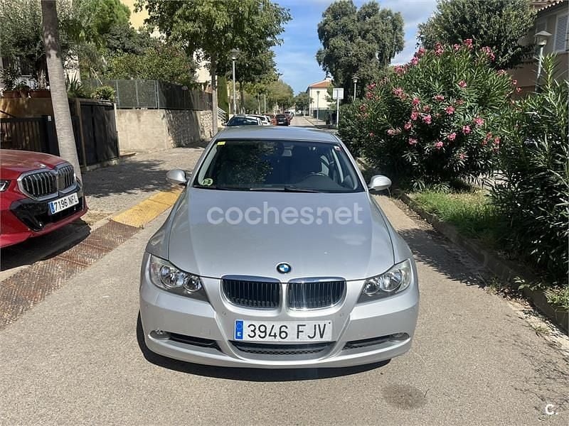 Usado BMW 320 163 CV (119 kW) 2006 Gris / plata Berlina