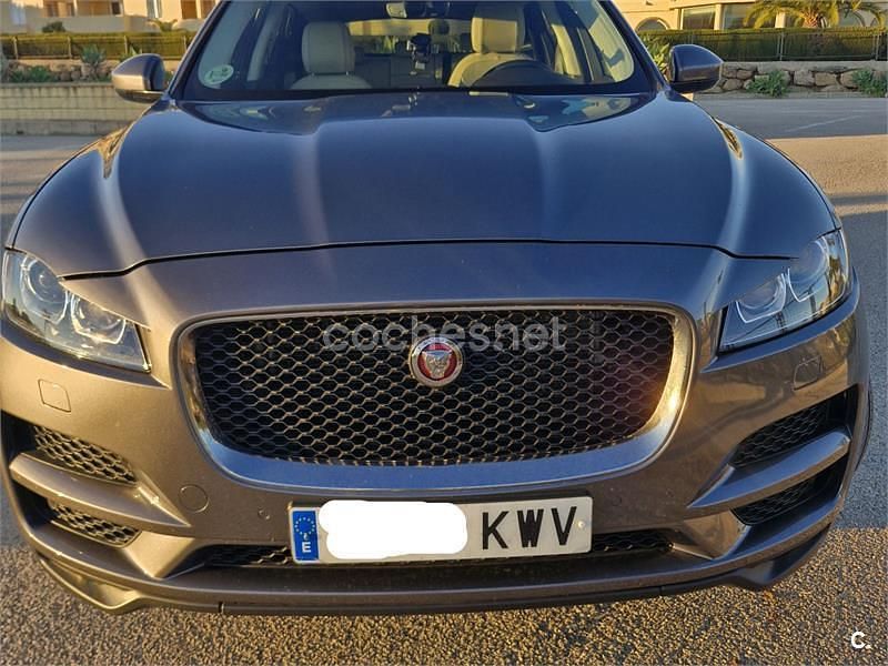 Gris / plata Usado 2019 Jaguar F-Pace Prestige SUV | 18.900 € (Buen precio) - Imagen 1/4