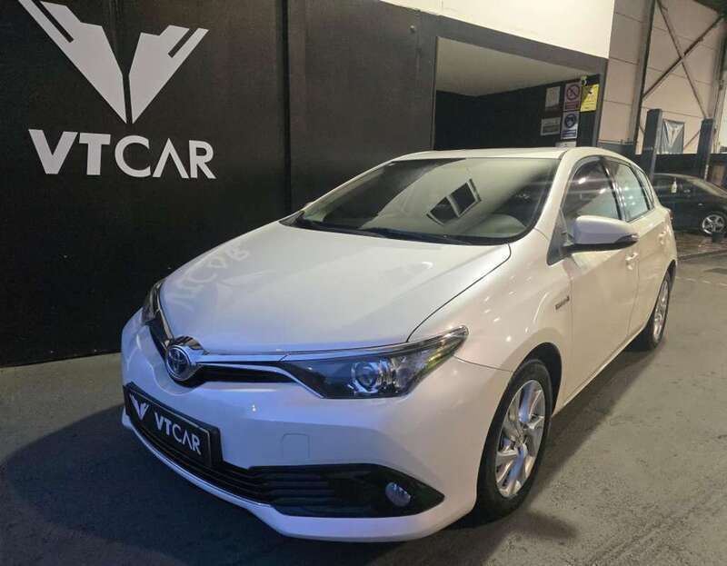 Blanco Usado 2016 Toyota Auris Hybrid Business Edition Utilitario | 12.990 € (Precio justo) - Imagen 1/4