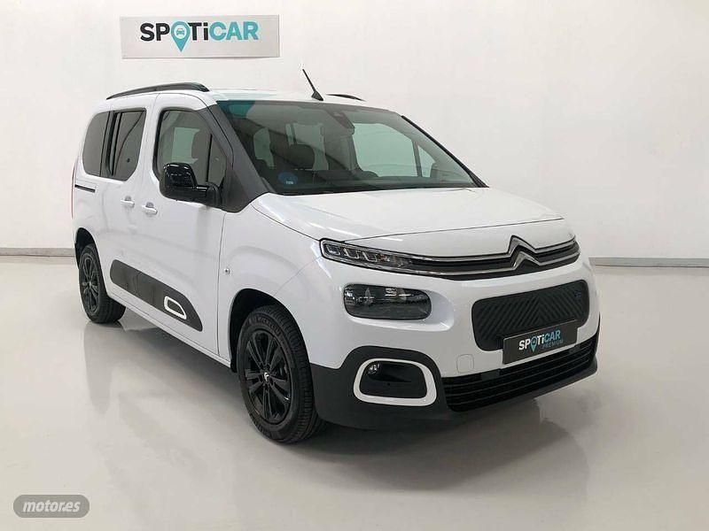 Usado Citroën Berlingo 100 kW (136 CV) 2024 Blanco Monovolumen